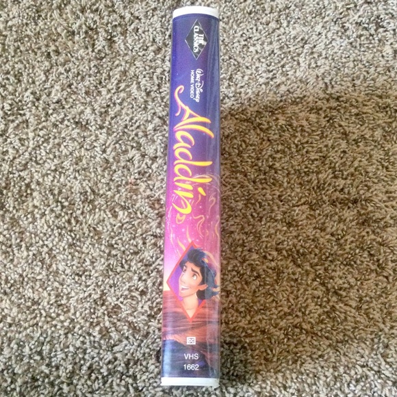🎥 Walt Disney Aladdin on VHS 📼 - Picture 7 of 7